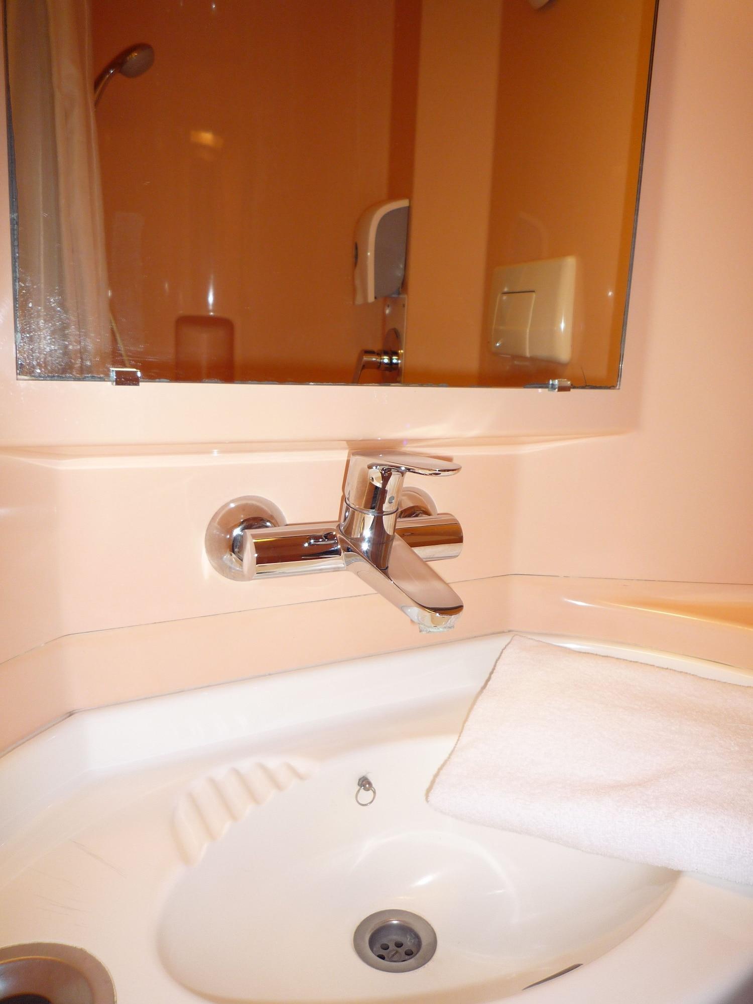Hotel Première Classe Valence Sud 3*